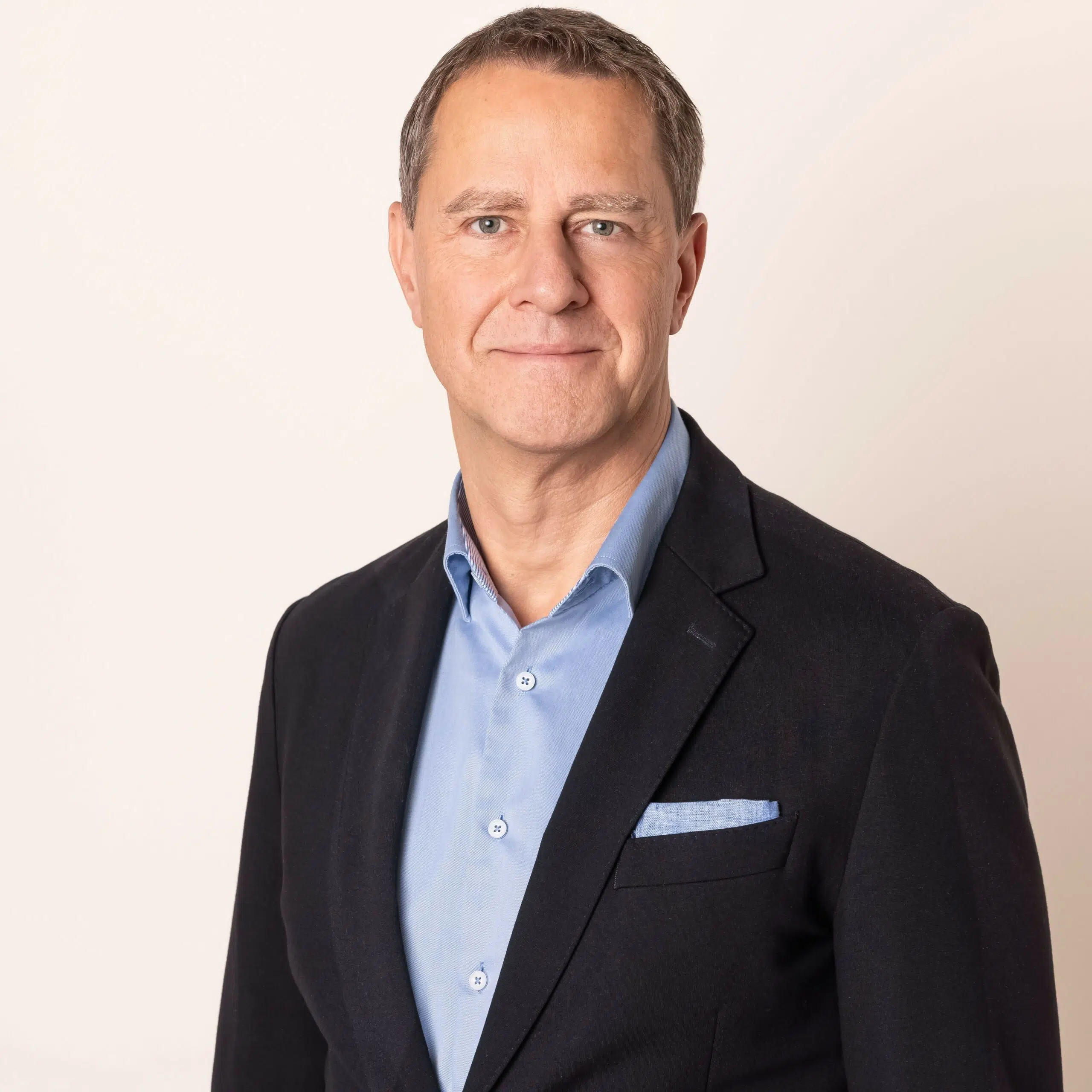 Dr. Frank Postel