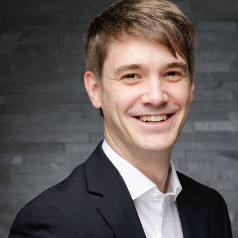 Dr. Georg Reuber