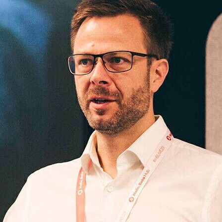 Dr. Steffen Tomschke